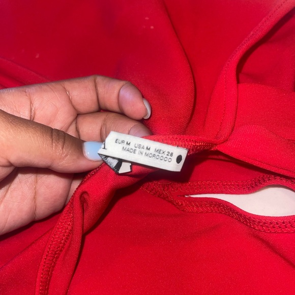 Red half arm bodysuit - Picture 3 of 4